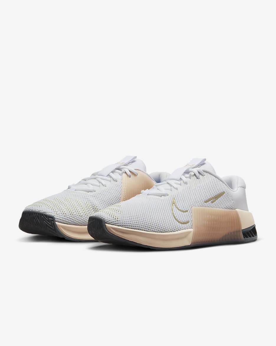 Nike Metcon 9 Women's Workout Shoes - White/Metallic Gold Grain/Sand Drift/White