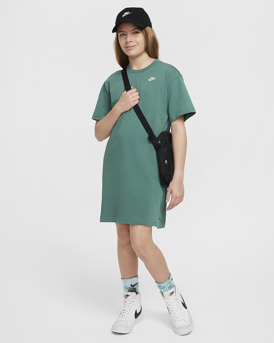 Nike Sportswear Older Kids' (Girls') T-Shirt Dress - Bicoastal/White