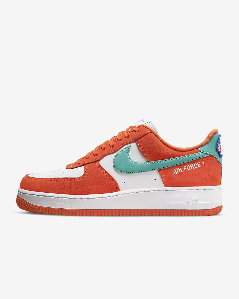 Calzado para hombre Nike Air Force 1 '07 LV8 - Naranja enérgico/Blanco/Naranja enérgico/Azul verdoso lavado