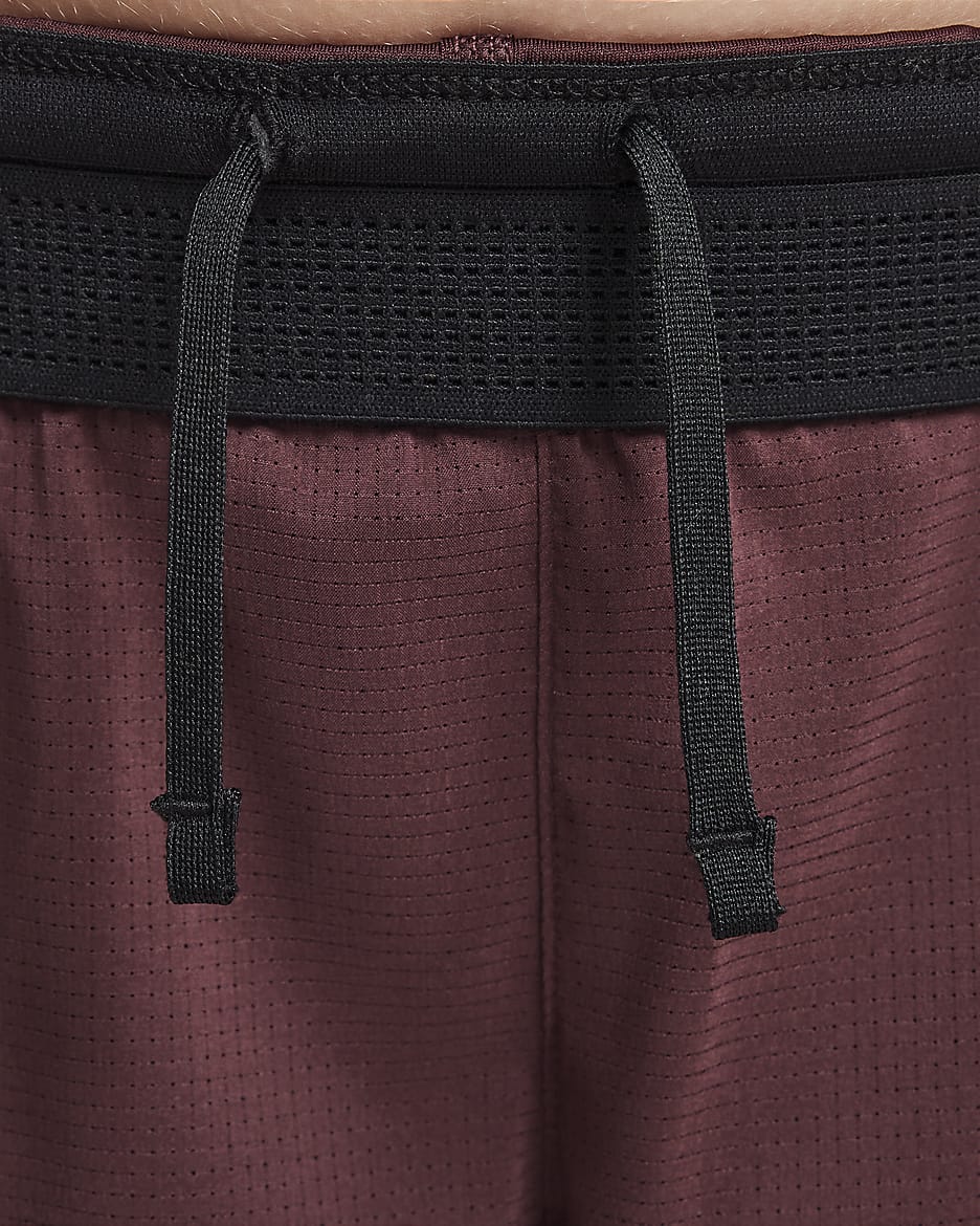 Nike Dri-FIT ADV Shorts für ältere Kinder (Mädchen) - Burgundy Crush/Burgundy Crush/Schwarz