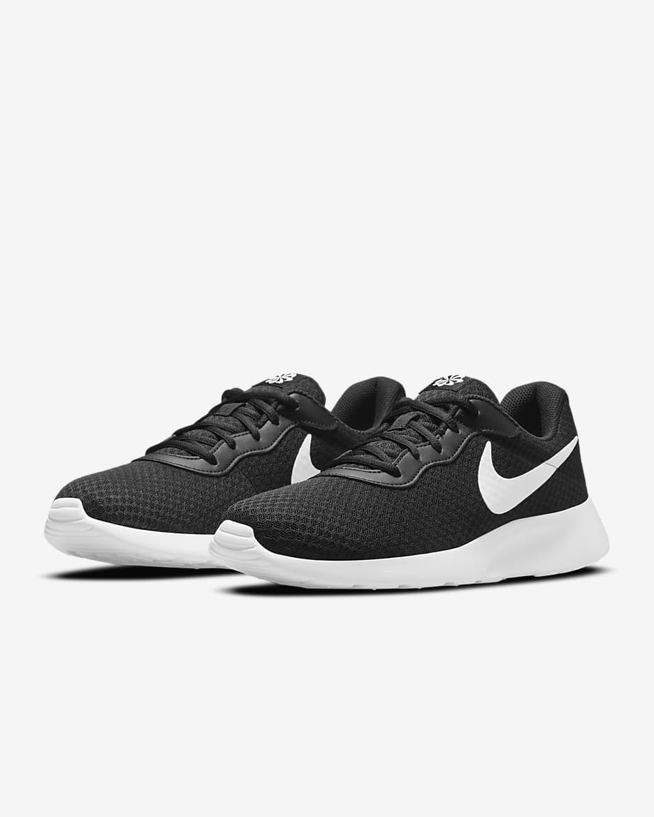 Tenis para hombre Nike Tanjun - Negro/Voltio ligero/Negro/Blanco