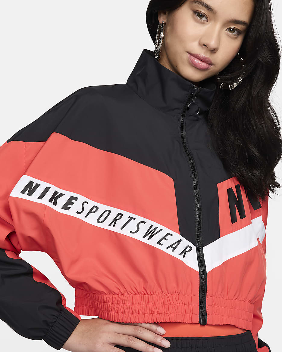 Nike Sportswear Damenjacke aus Webmaterial - Light Crimson/Schwarz/Schwarz