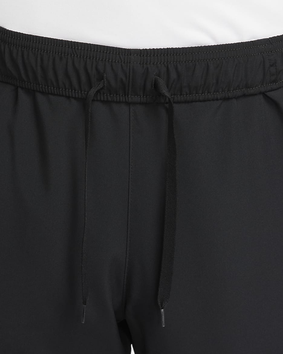 Nike Form Men's Dri-FIT Open-Hem Versatile Trousers - Black/Black