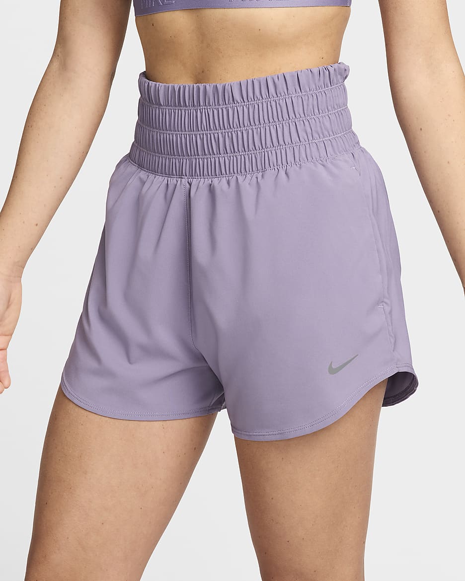 Shorts con forro de ropa interior Dri-FIT de tiro ultraalto de 8 cm para mujer Nike One - Alba