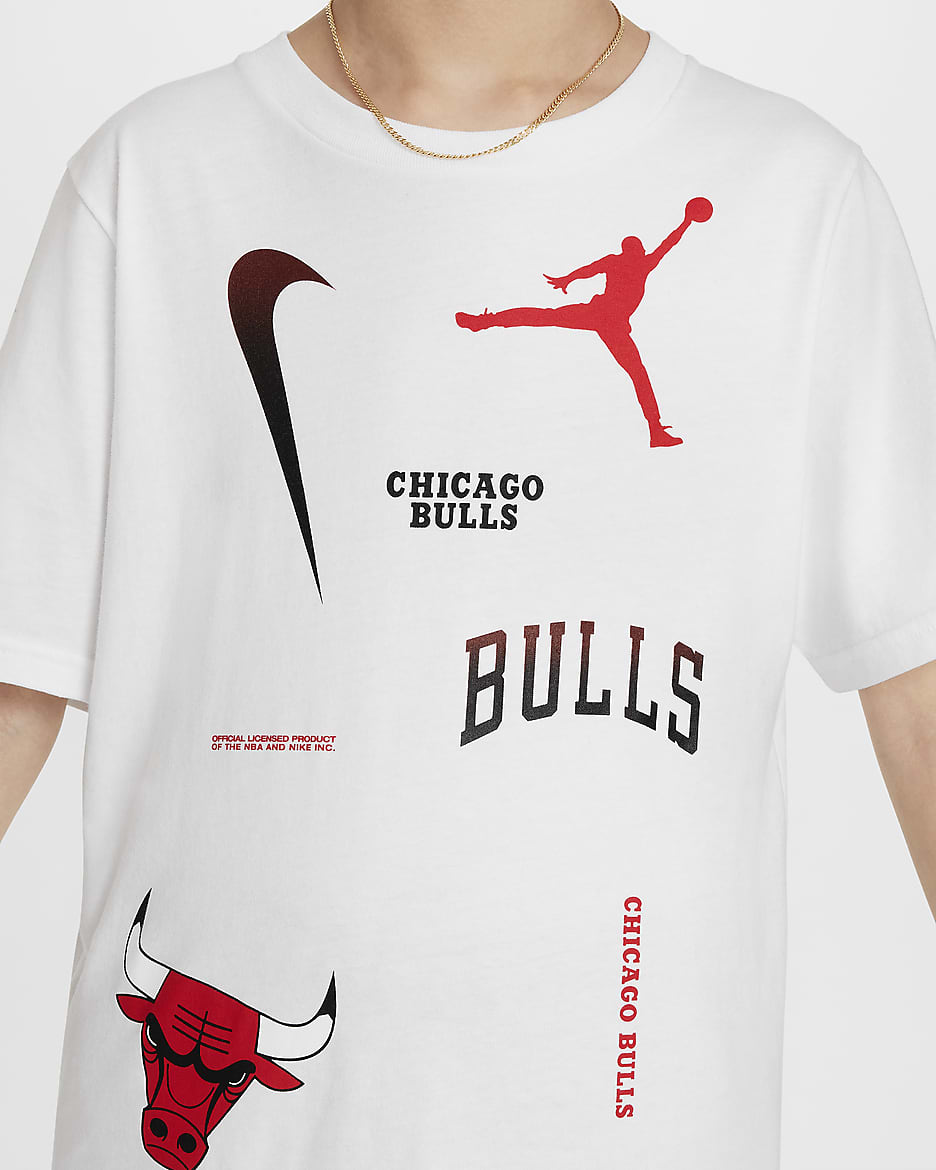 Chicago Bulls Courtside Statement Edition Older Kids' Jordan NBA Max90 T-Shirt - White