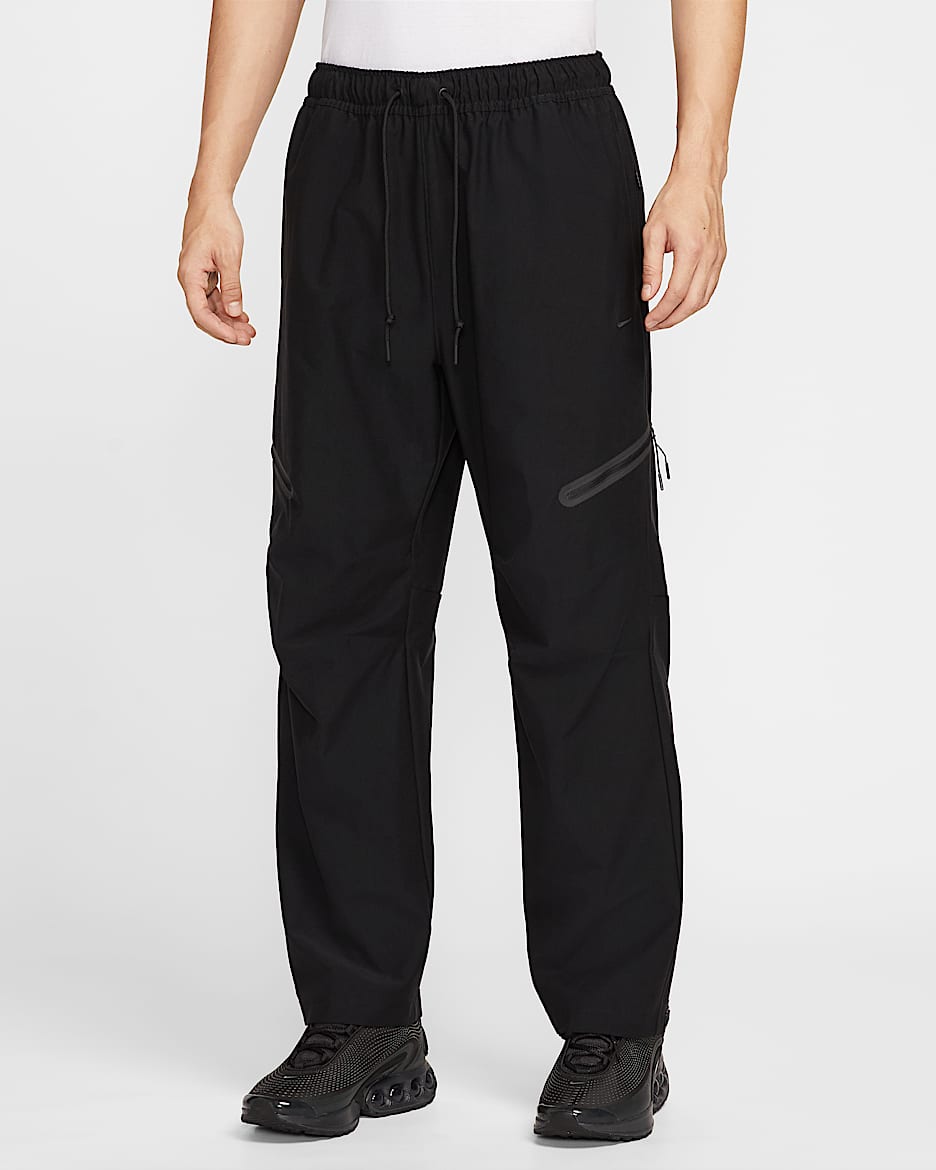 Nike Tech Men's Shori Loose Trousers - Black/Black