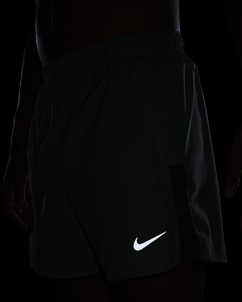 Nike Challenger Dri-FIT-Laufshorts mit Futter für Herren (ca. 12,5 cm) - Jade Horizon/Medium Olive/Schwarz