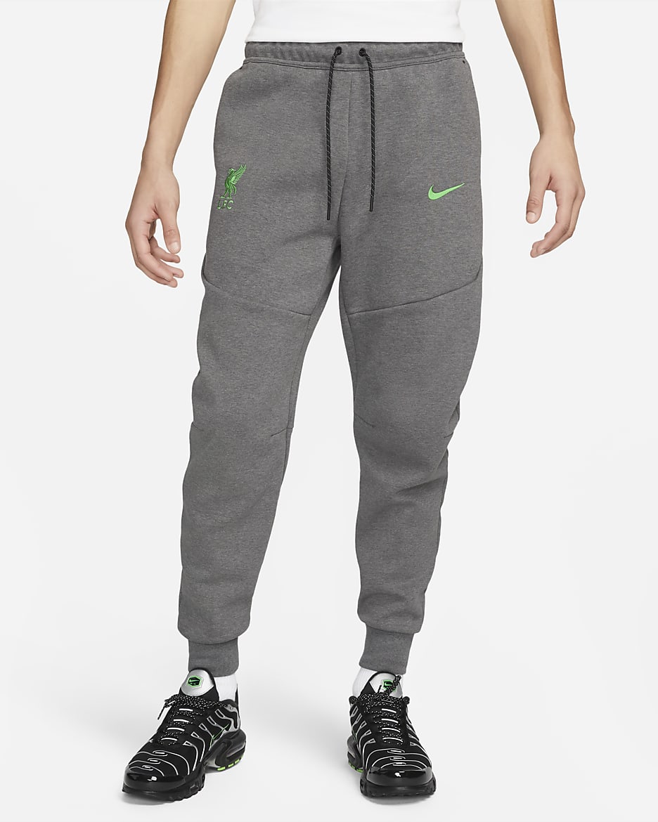 Liverpool FC Tech Fleece Jogger Nike - Hombre - Charcoal Heather/Poison Green