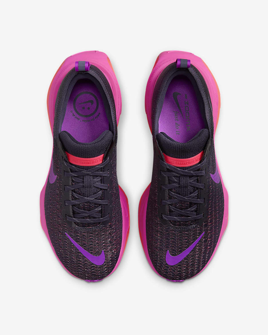 Tenis de correr en pavimento para mujer Nike Invincible 3 - Pasa oscuro/Ponche cálido/Fucsia láser/Hipervioleta