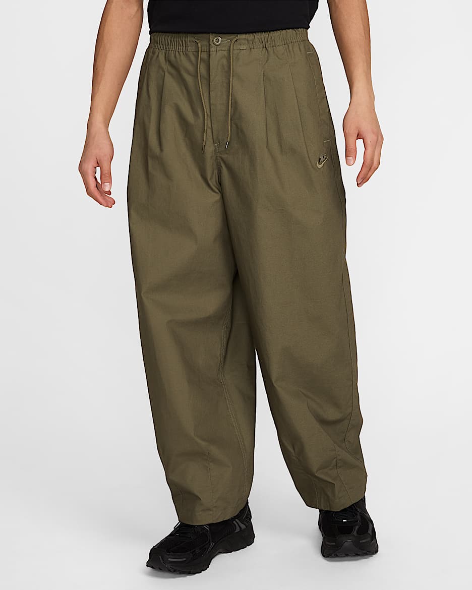 Nike Club 男款氣球長褲 - Medium Olive/Medium Olive