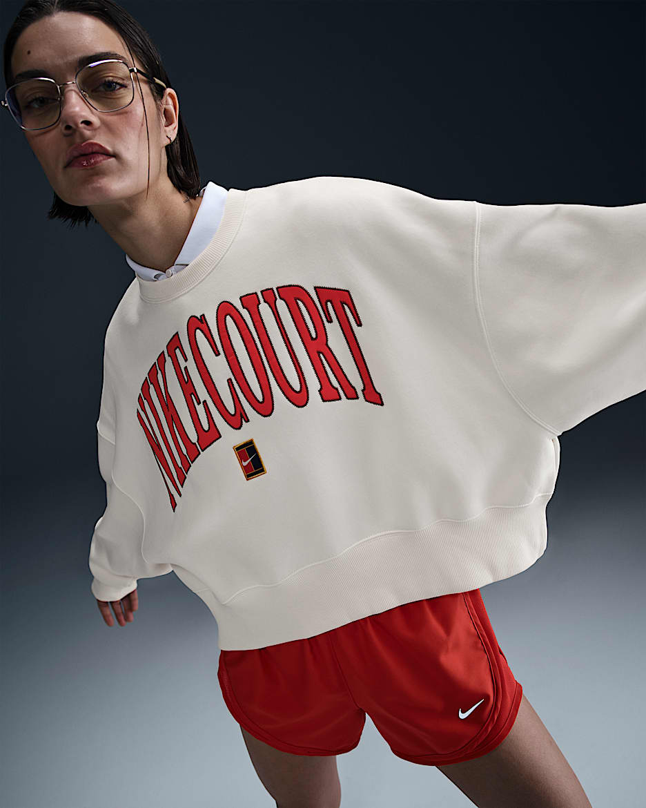 NikeCourt Phoenix Fleece Women's Over-Oversized Crew-Neck Tennis Sweatshirt - Pale Ivory/Pale Ivory/Dark Team Red/Light Crimson