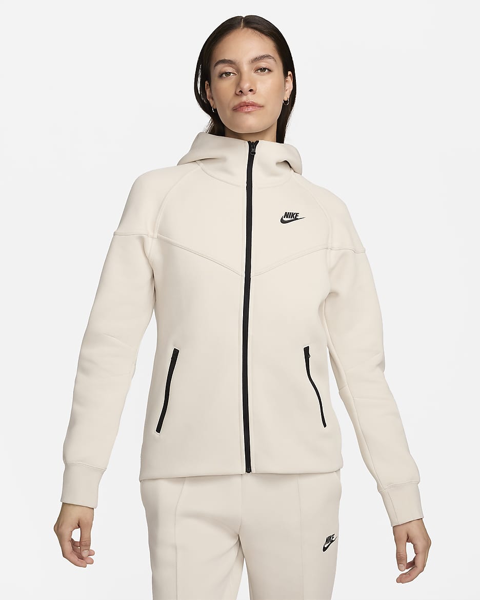 Dámská mikina s kapucí a dlouhým zipem Nike Sportswear Tech Fleece Windrunner - Light Orewood Brown