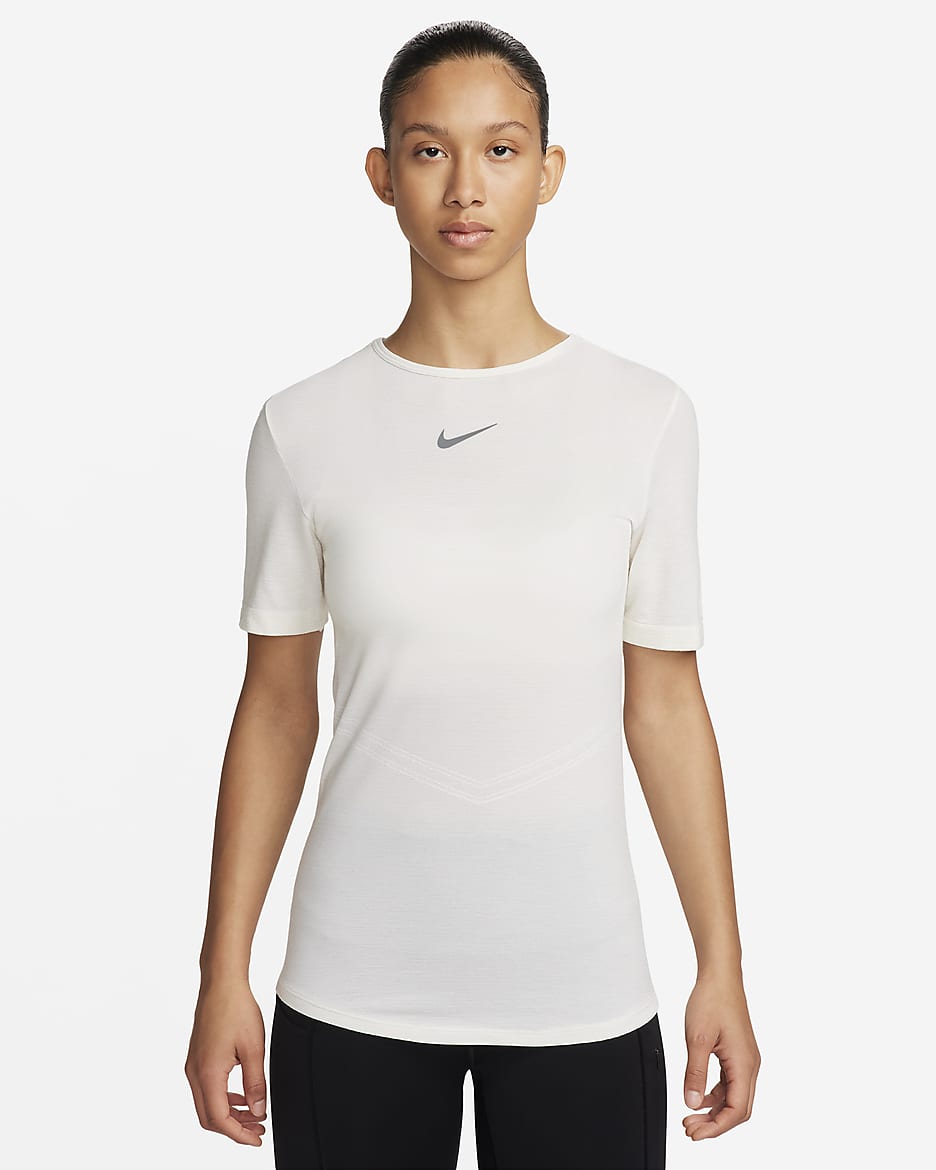 Nike Swift Wool Dri-FIT rövid ujjú női futófelső - Sail