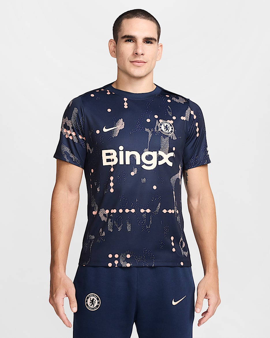 Chelsea F.C. Academy Pro SE Men's Nike Dri-FIT Football Pre-Match Short-Sleeve Top - Obsidian/Apricot Agate/Guava Ice