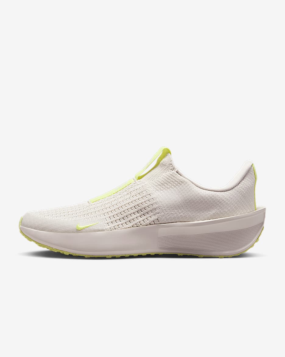 รองเท้าวิ่งโร้ดรันนิ่งผู้หญิง Nike Interact Run EasyOn SE - Light Bone/Light Bone/Light Lemon Twist