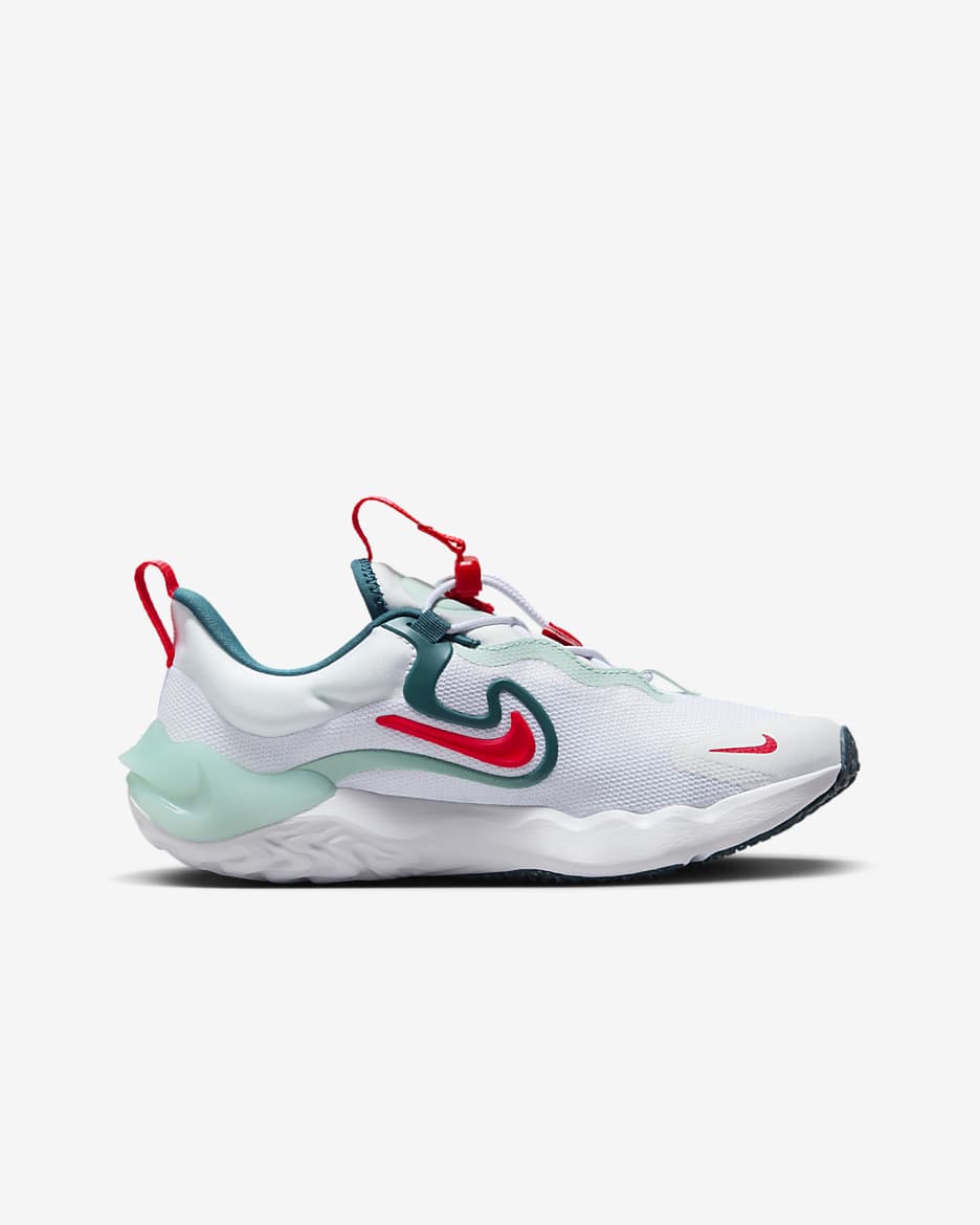 Nike Run Flow Older Kids' Running Shoes - White/Jade Ice/Geode Teal/Siren Red