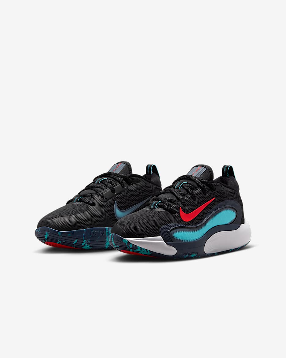 Tenis de básquetbol para niños grandes Nike IsoFly - Negro/Cactus empolvado/Trueno azul/Carmesí brillante