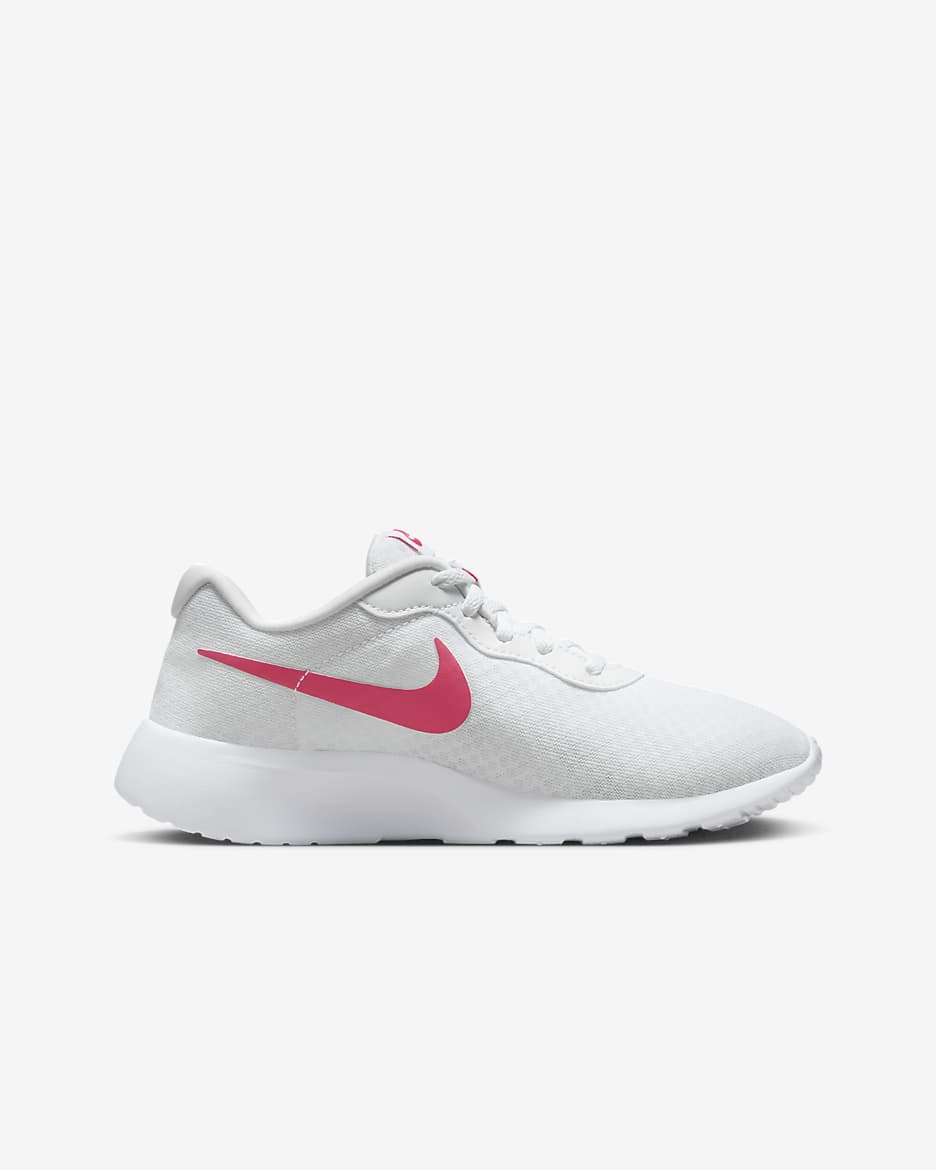 Nike Tanjun EasyOn kinderschoen - Wit/Barely Volt/Zwart/Aster Pink