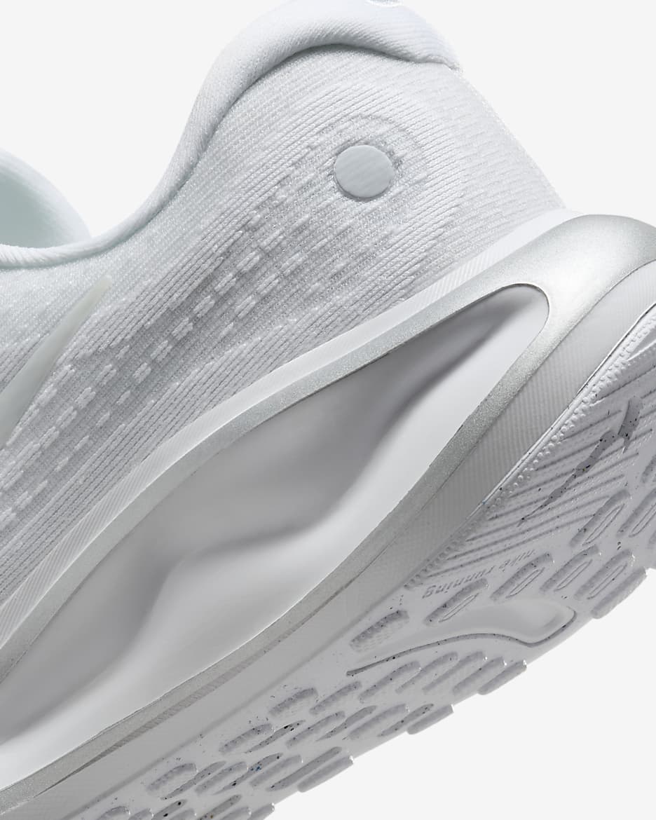 Nike Journey Run Women's Road Running Shoes - White/Pure Platinum/Metallic Silver/White