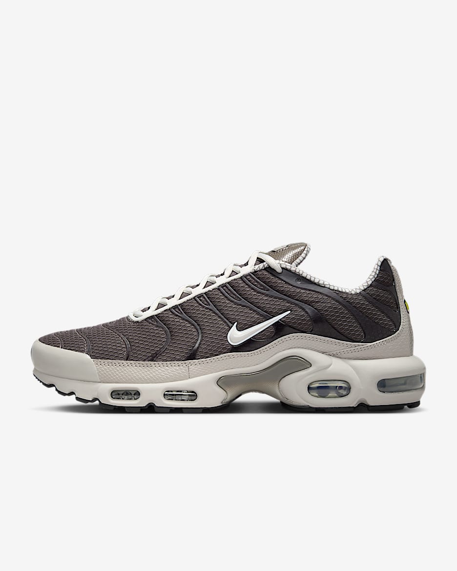 Chaussure Nike Air Max Plus pour homme - Cave Stone/Summit White/Metallic Pewter/Vast Grey