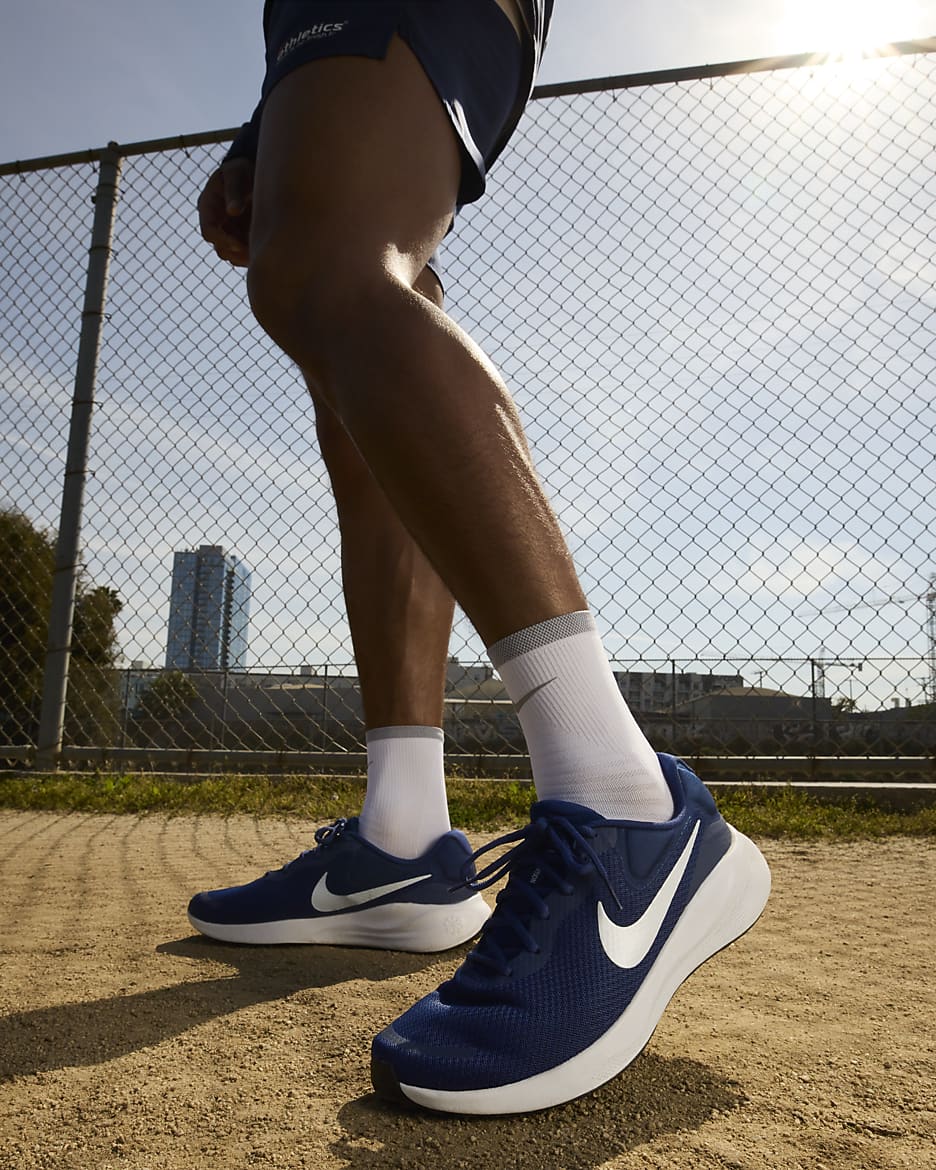 Tenis para correr en pavimento para hombre Nike Revolution 7 - Azul marino medianoche/Negro/Blanco/Platino puro