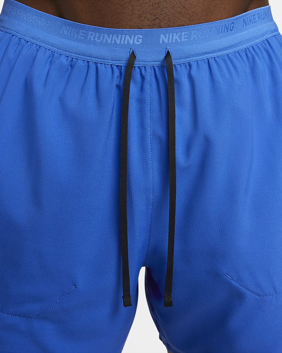 Shorts da running 13 cm con slip foderati Dri-FIT Nike Stride – Uomo - Game Royal/Nero