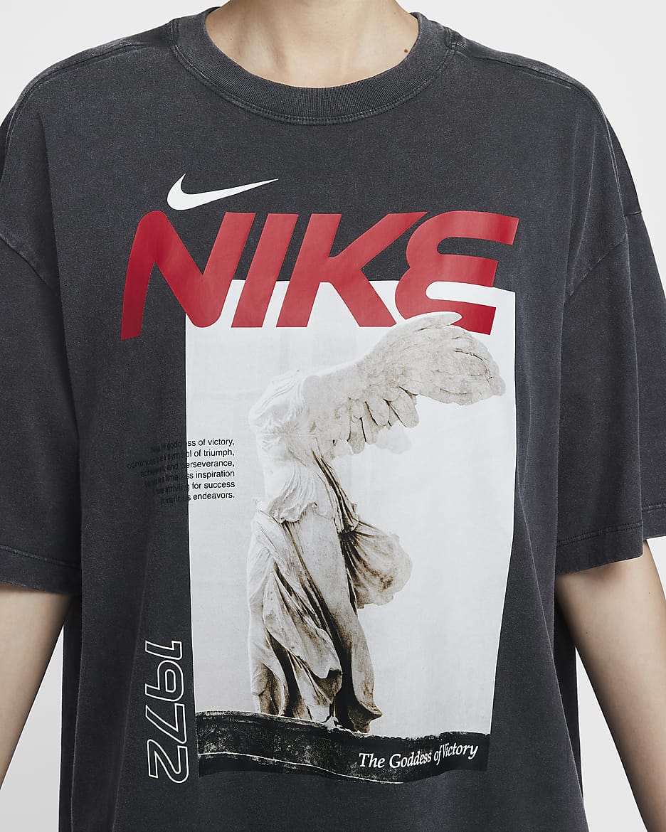 oversized nike tee