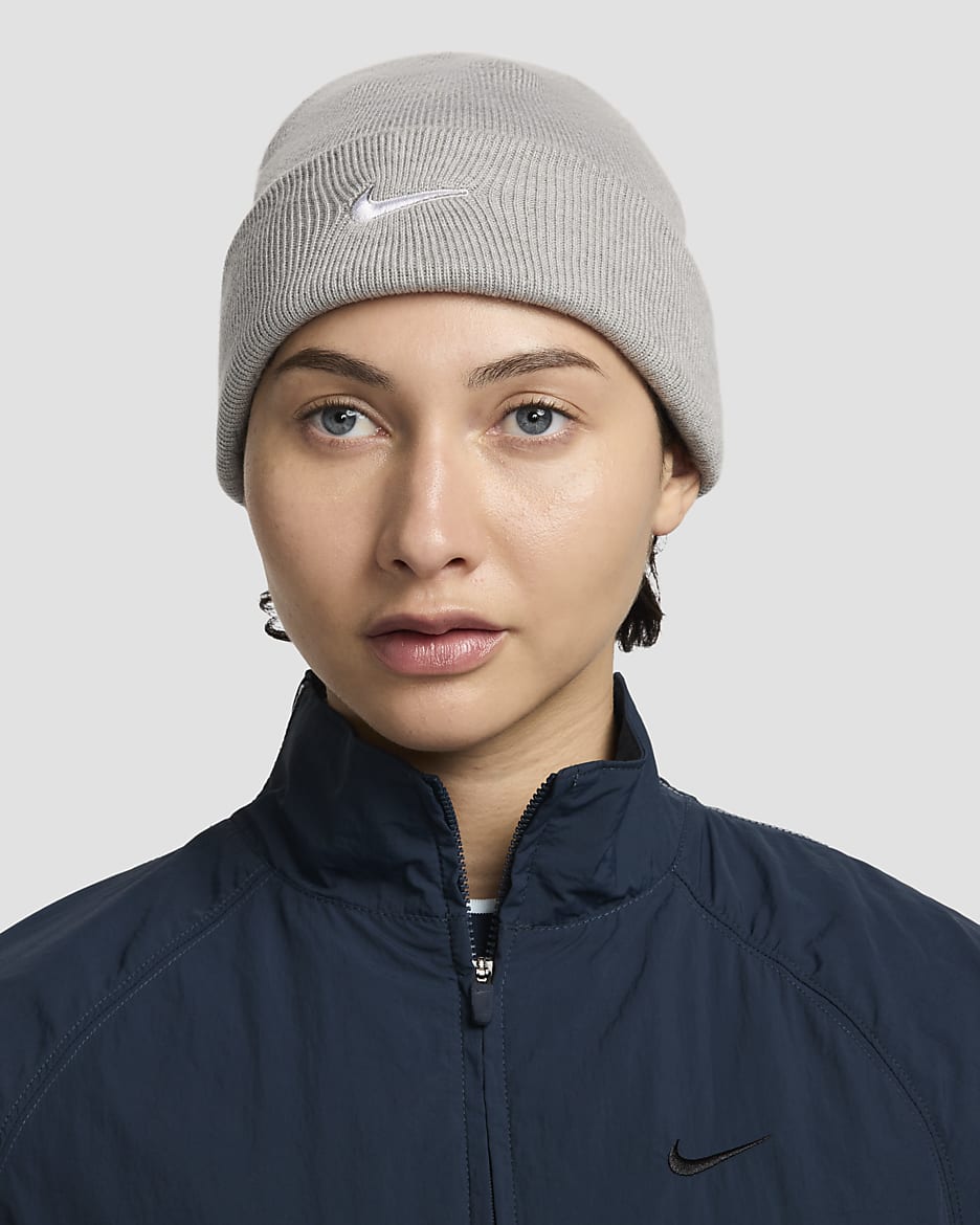 Gorro Nike Terra Swoosh - Gris oscuro jaspeado/Blanco