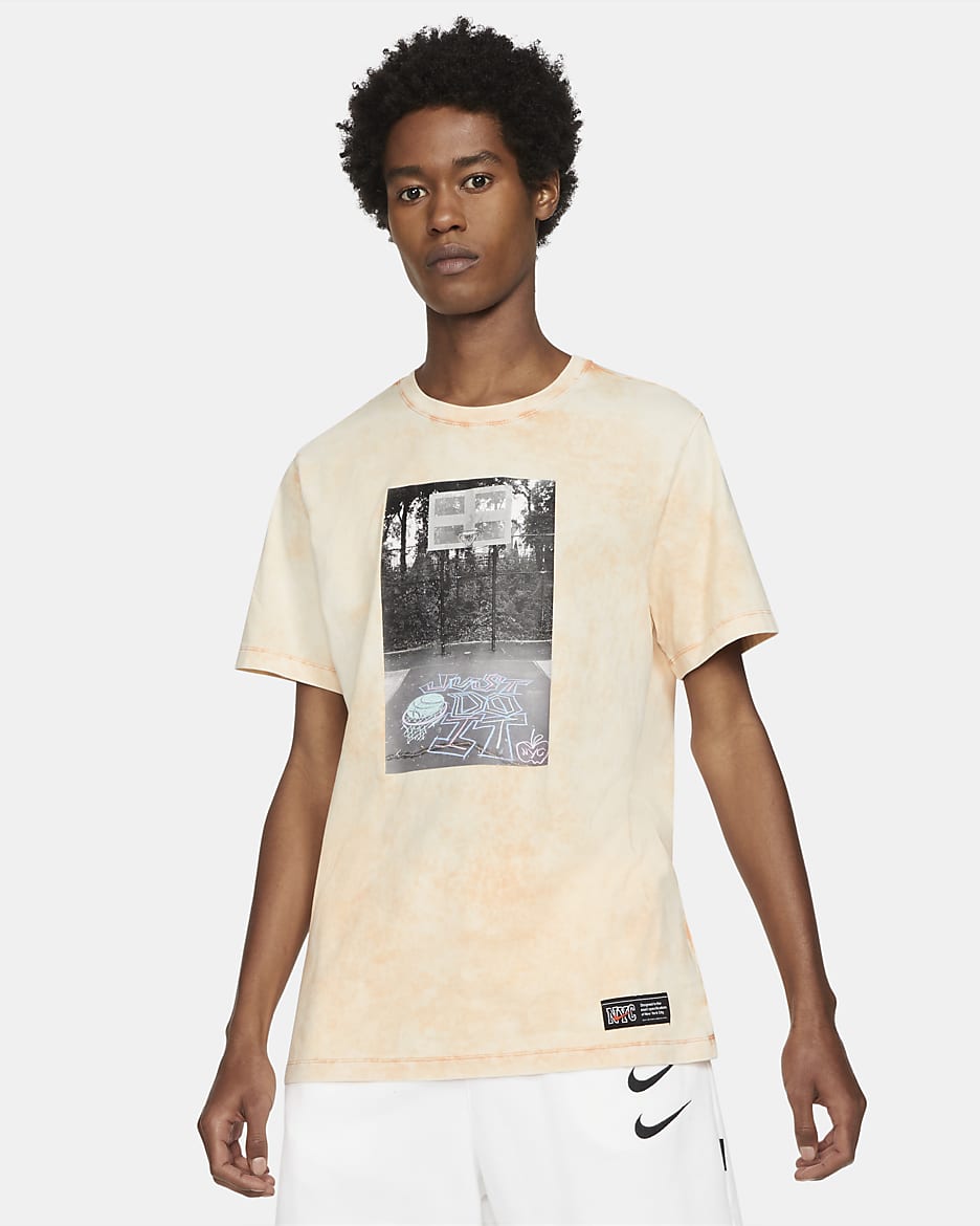 Nike Sportswear Men's T-Shirt - Orange Trance