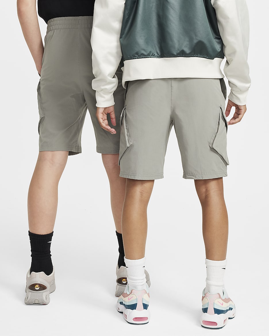 Nike Sportswear City Utility Older Kids' Cargo Shorts - Dark Stucco/Black