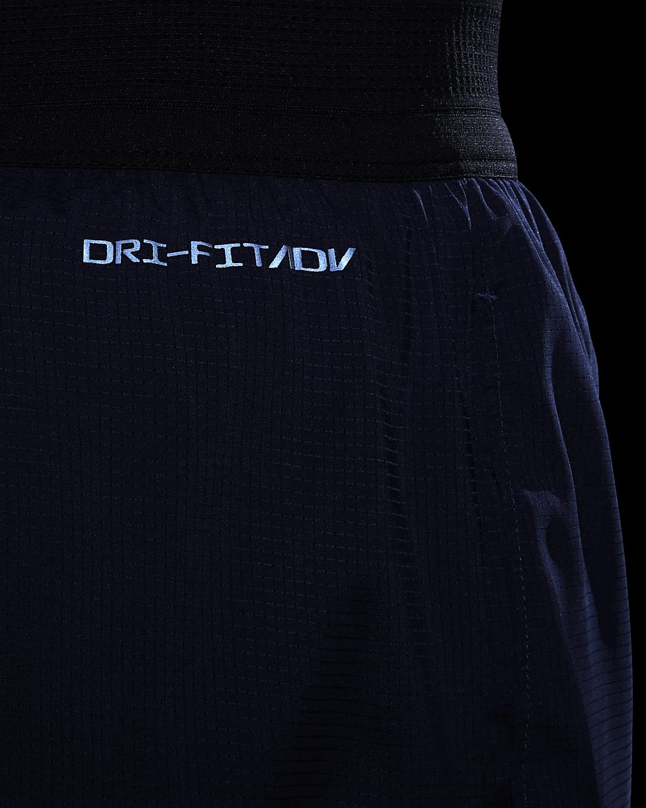 Nike Multi Tech Dri-FIT ADV Trainingsshorts für ältere Kinder (Jungen) - Midnight Navy/Obsidian/Schwarz