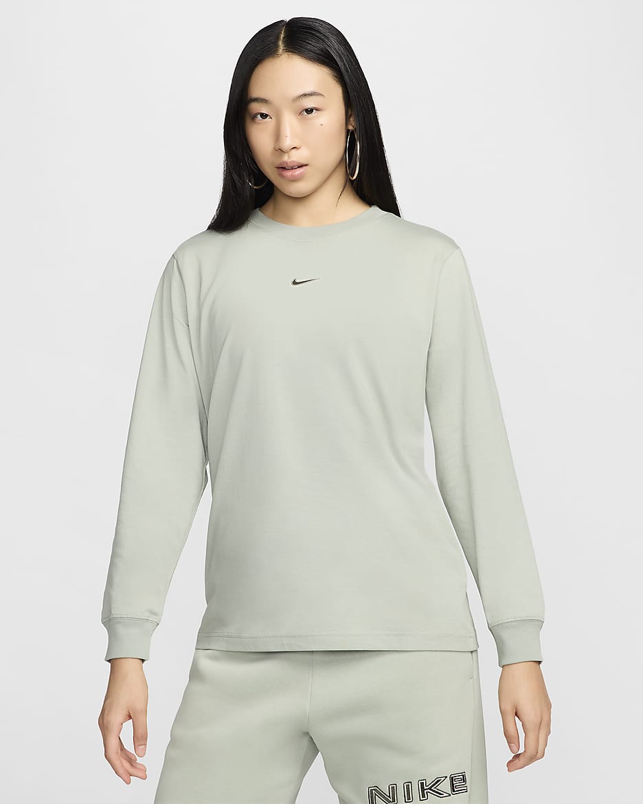 เสื้อยืดแขนยาวทรงหลวมผู้หญิง Nike Sportswear - Jade Horizon