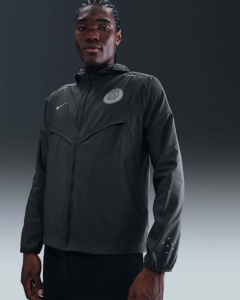 Paris Saint-Germain Impossibly Light Windrunner Men's Nike Football Jacket - Anthracite/Particle Grey