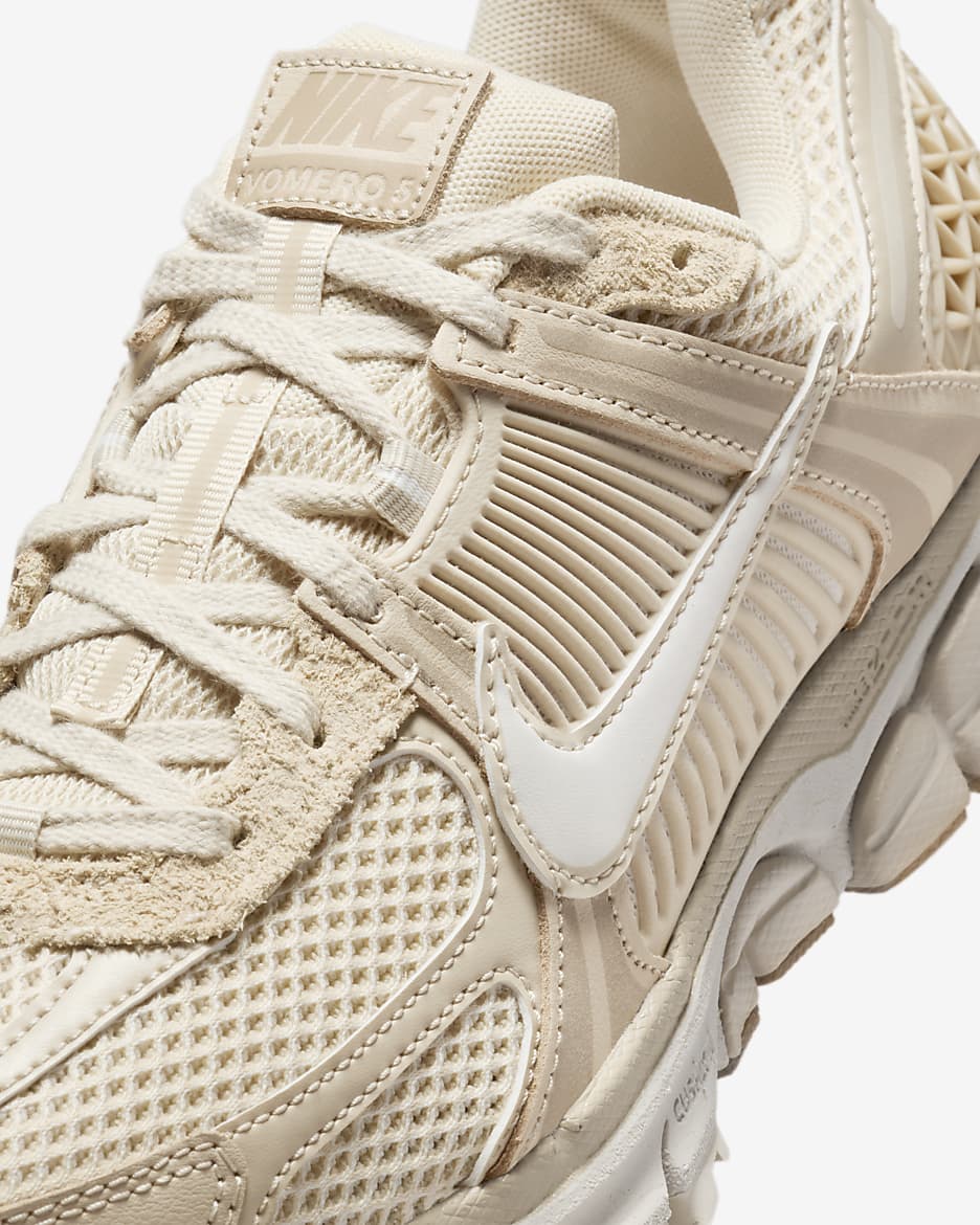 Nike Zoom Vomero 5 Women's Shoes - Sand Drift/Hemp/Black/Phantom