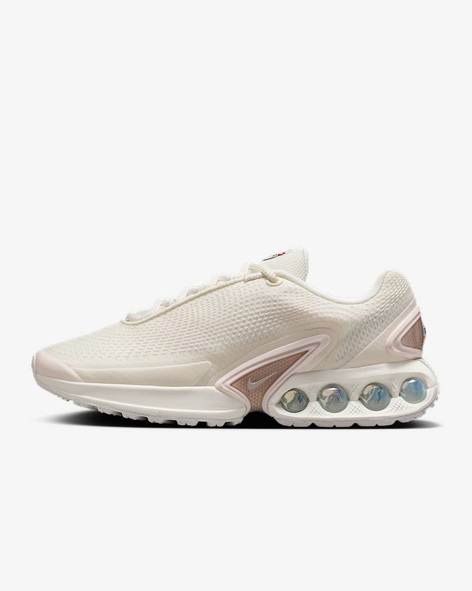 Nike Air Max Dn SE-sko til kvinder - Sail/Fossil Stone/Metallic Silver/Light Soft Pink