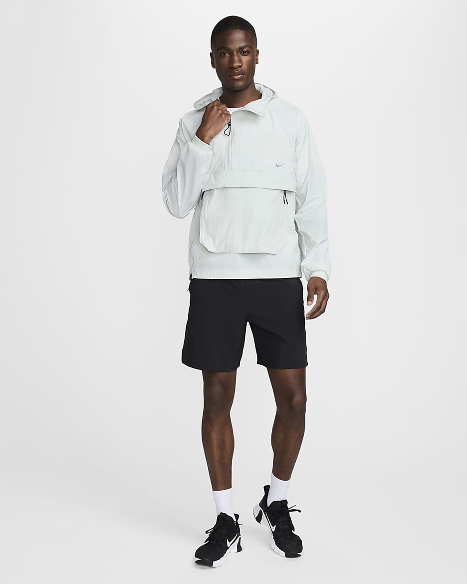Nike APS Men's UV Repel Lightweight Versatile Jacket - Light Silver/Black/Black