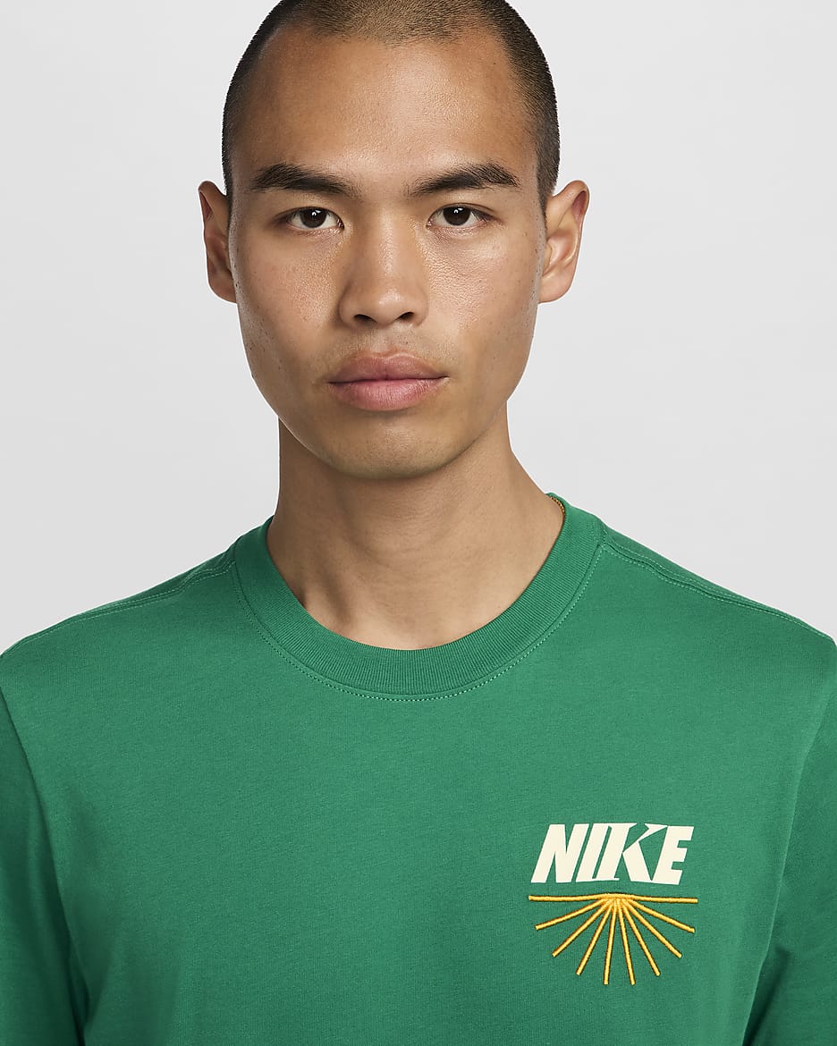 Nike Sportswear Men's T-Shirt - Malachite