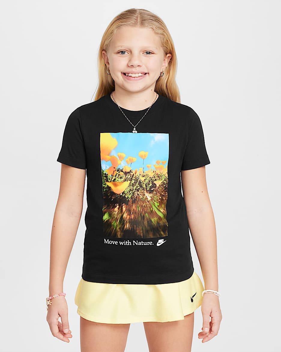 Playera para niños talla grande Nike Sportswear - Negro
