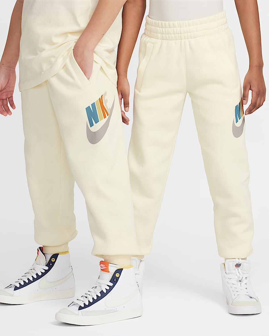 Joggers para niños talla grande Nike Club Fleece - Leche de coco