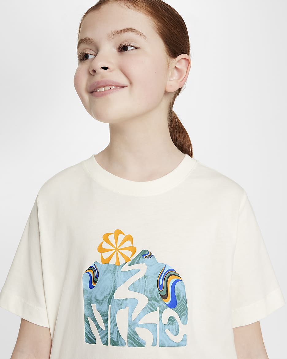 Nike Sportswear Older Kids' T-Shirt - Sail