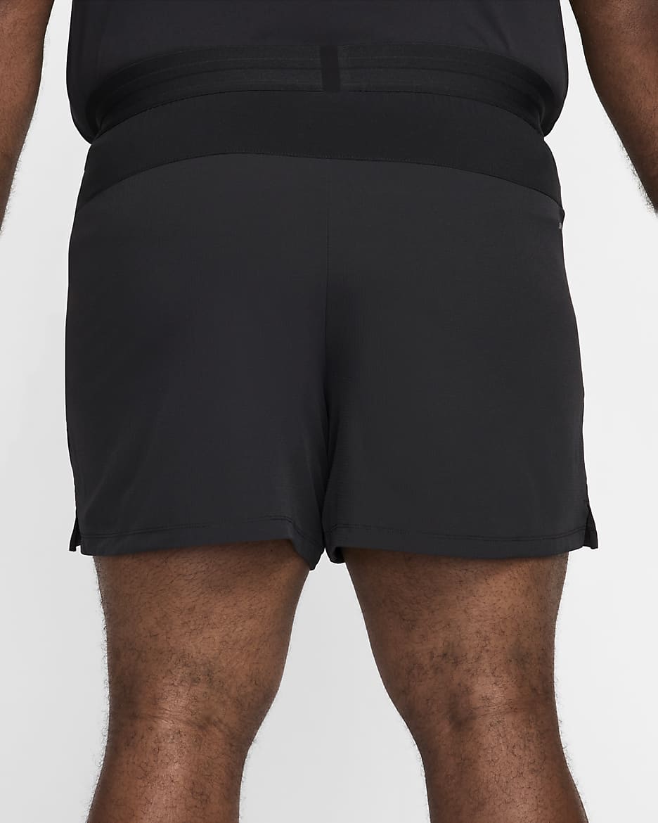 Ungefütterte Nike Flex Rep Dri-FIT-Fitnessshorts für Herren (ca. 12,5 cm) - Schwarz/Schwarz/Schwarz