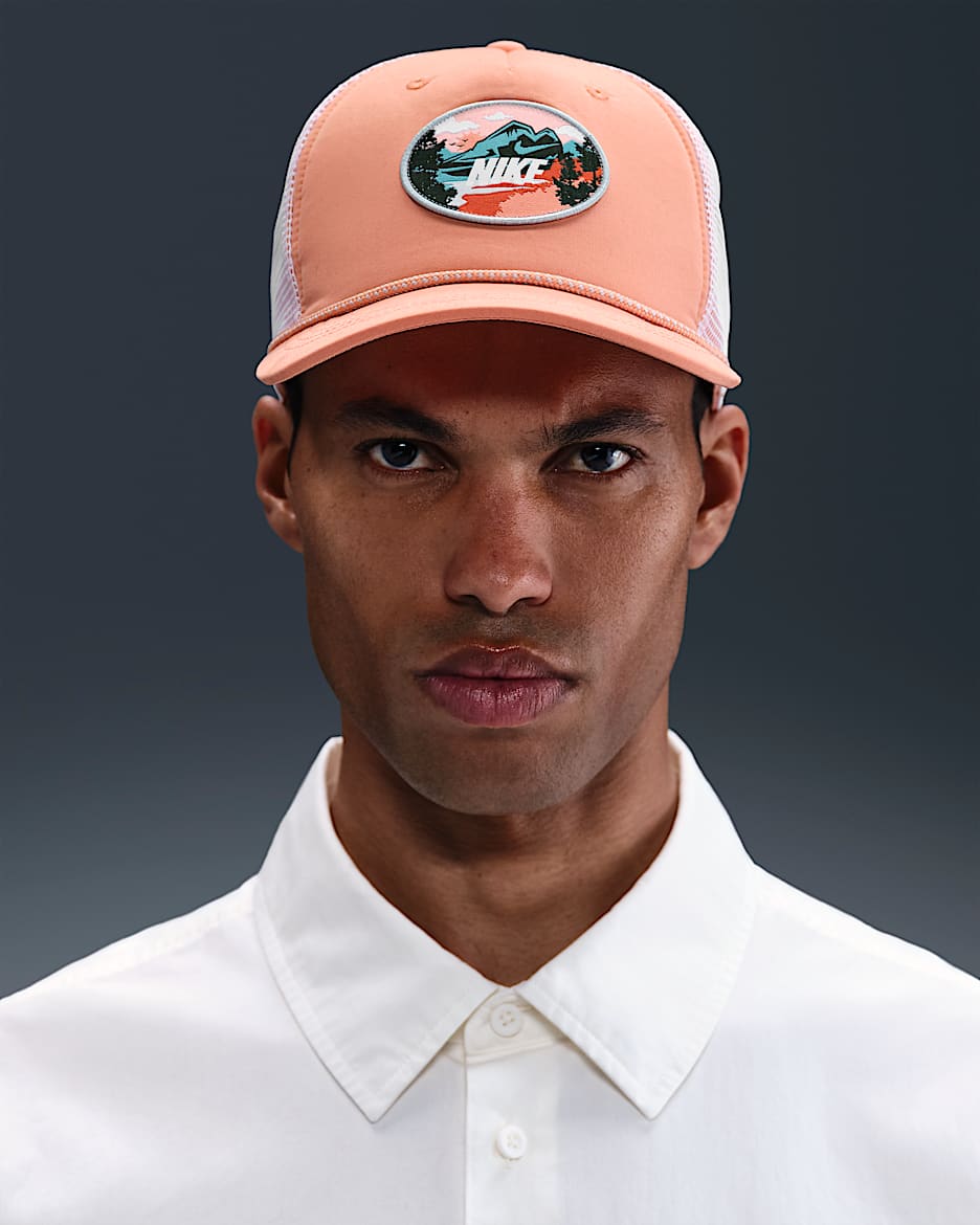 Gorra de rejilla con estructura para exteriores Nike Rise - Ágata melocotón/Blanco/Azul glacial