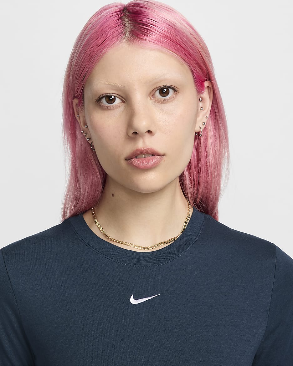 Nike Sportswear Essential Women's Slim Cropped T-Shirt - Armory Navy/White