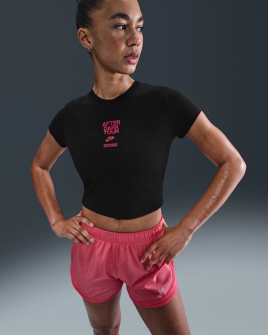 Nike Women's Slim Short-Sleeve Cropped T-Shirt - Black