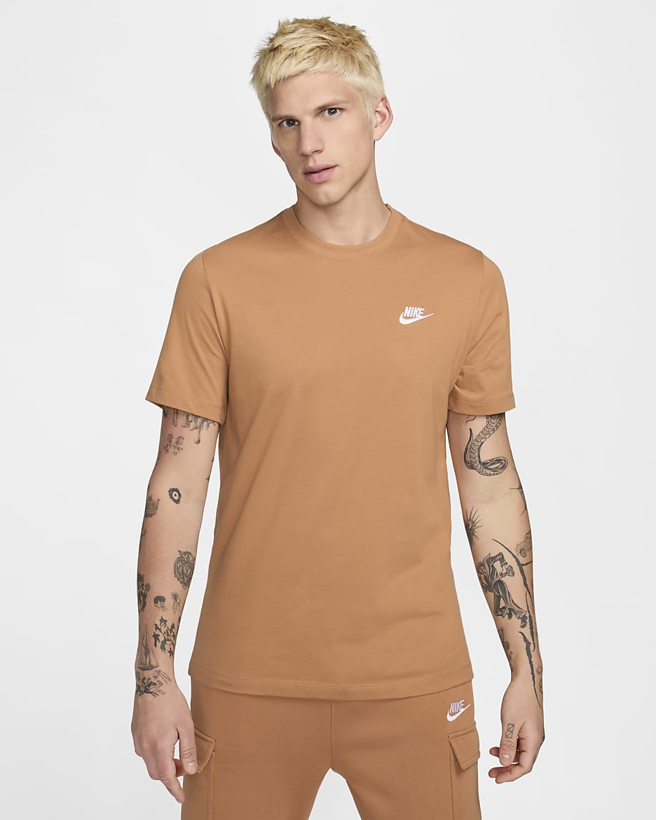 Nike Sportswear Club Herren-T-Shirt - Flax