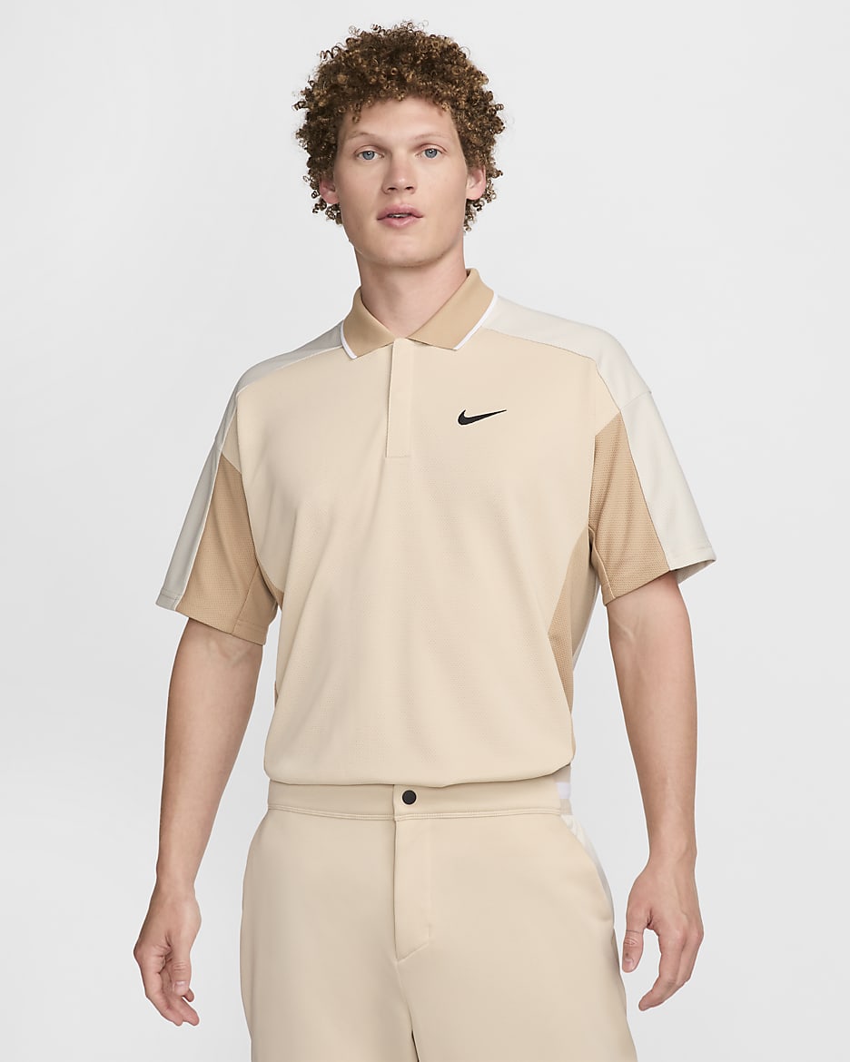 Nike Golf Club Dri-FIT Golf-Poloshirt (Herren) - Sanddrift/Light Bone/Hemp/Schwarz