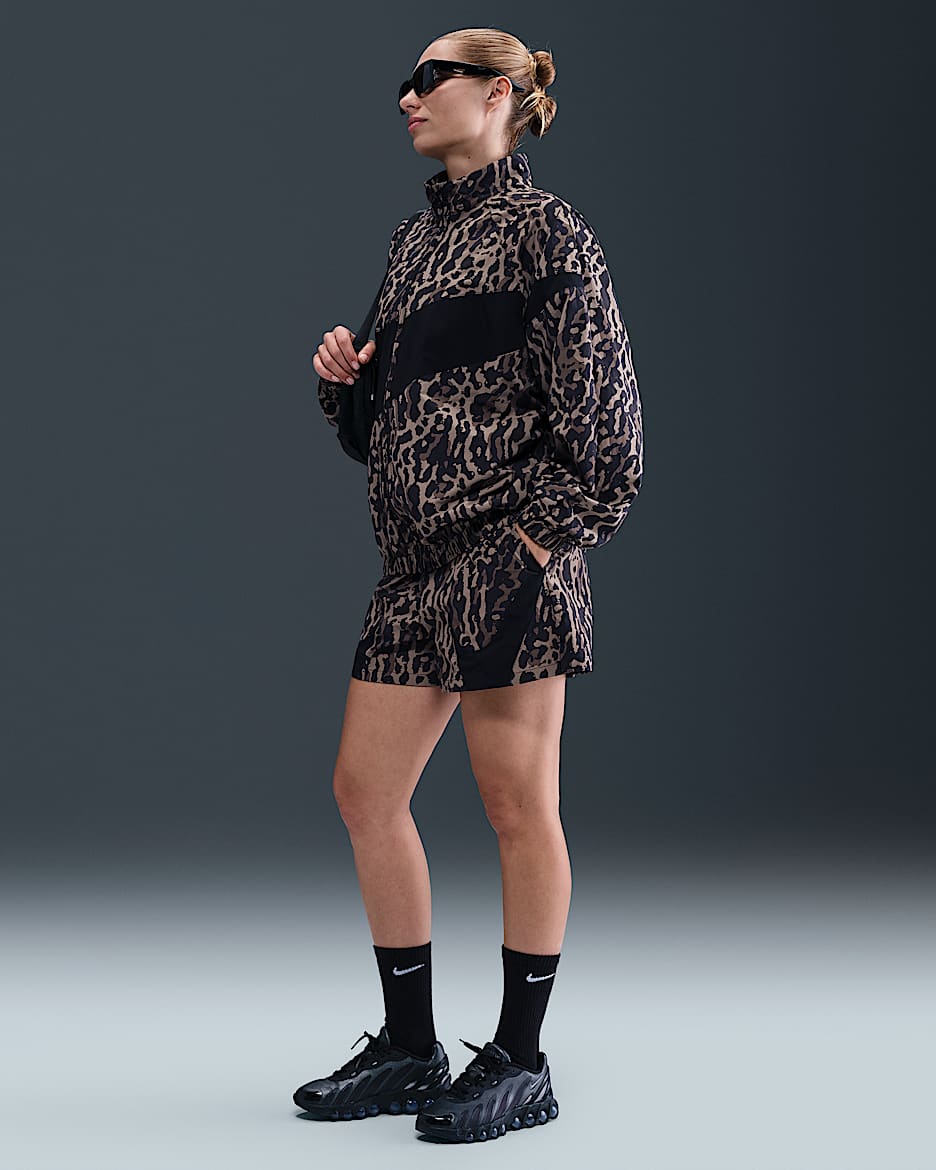 Nike Sportswear Women's Woven Printed Shorts - Black/Black