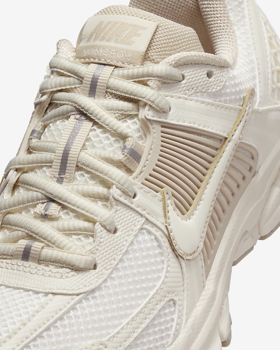 Nike Vomero 5 Older Kids' Shoes - Pale Ivory/Pale Ivory/Sand Drift/Pale Ivory