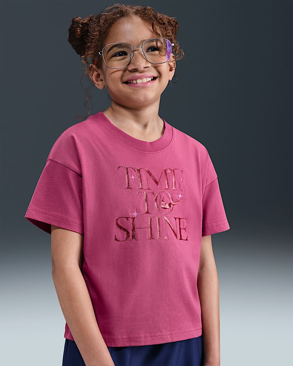 Nike Sportswear Older Kids' (Girls') T-Shirt - Sweet Beet