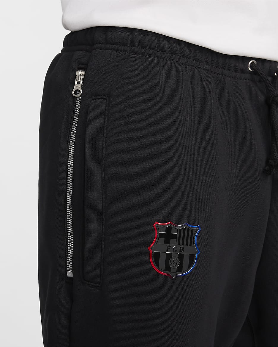 FC Barcelona Standard Issue Away Nike Dri-FIT Fußballhose mit schmal zulaufender Passform (Herren) - Schwarz/Schwarz